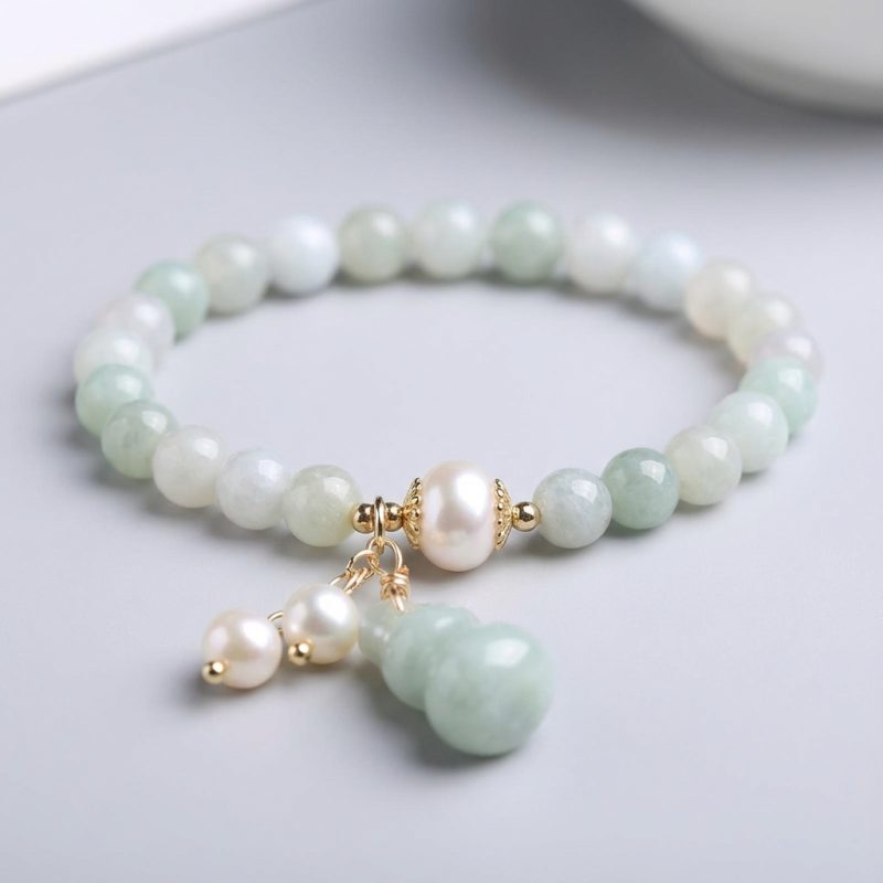 Light Green Jade Wu Lou Amulet Bracelet - Professional Photo