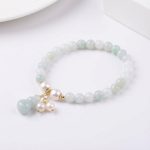 Light Green Jade Wu Lou Amulet Bracelet - Professional Photo