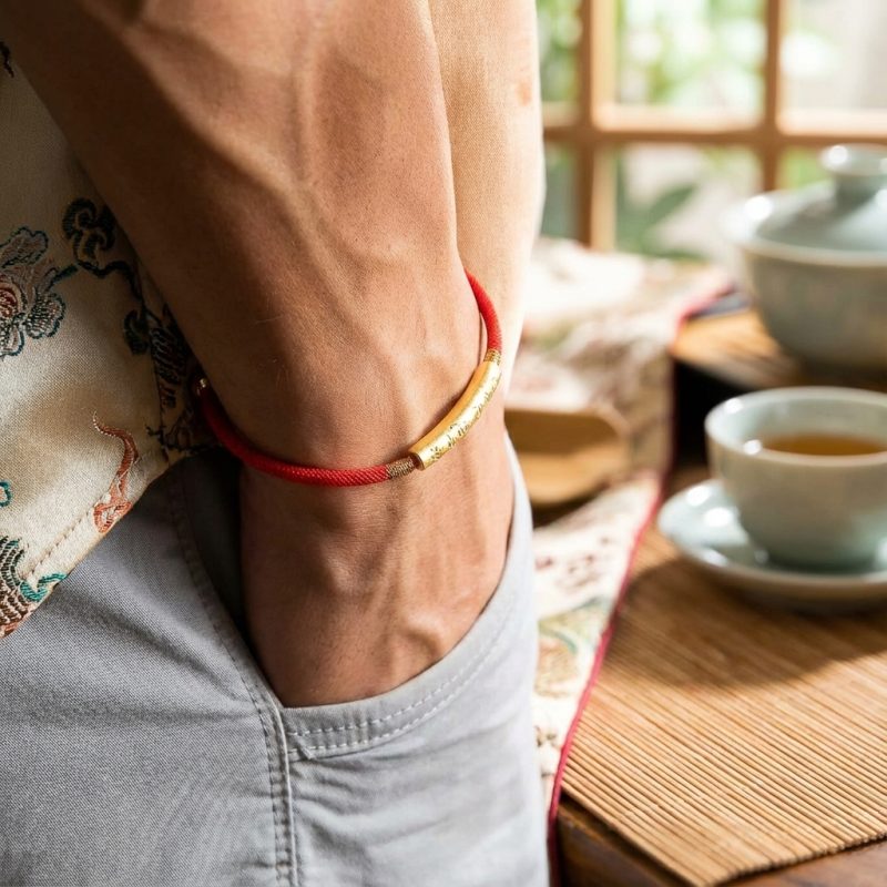 Tibetan Red String Bracelet - Buddhist Lucky Charm - Professional Photo
